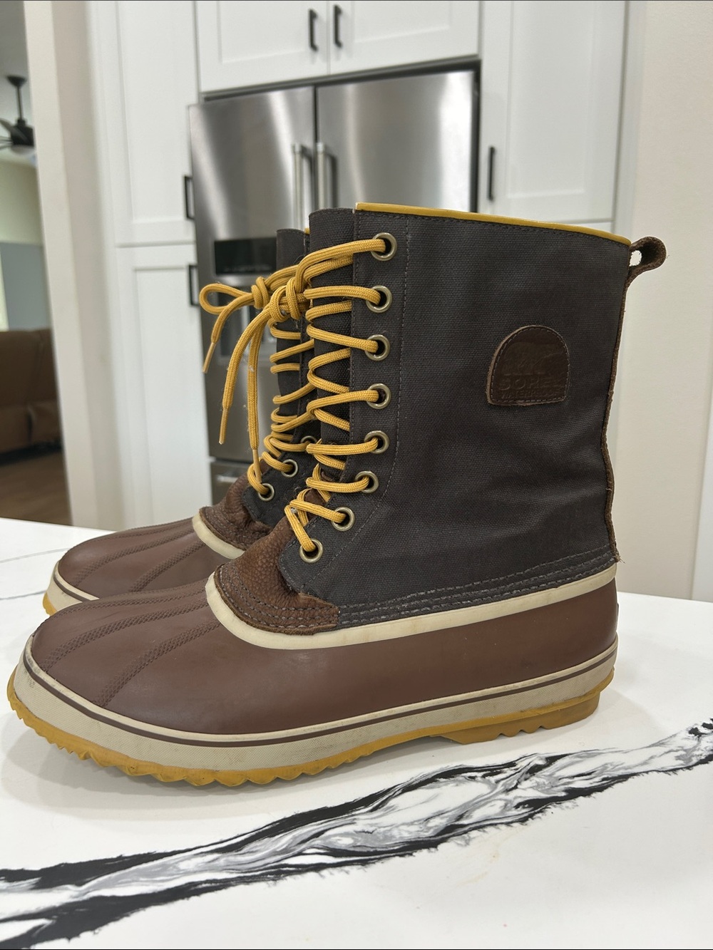Like new- SOREL 1964 Premium Waterproof Winter Boots in Men’s 13